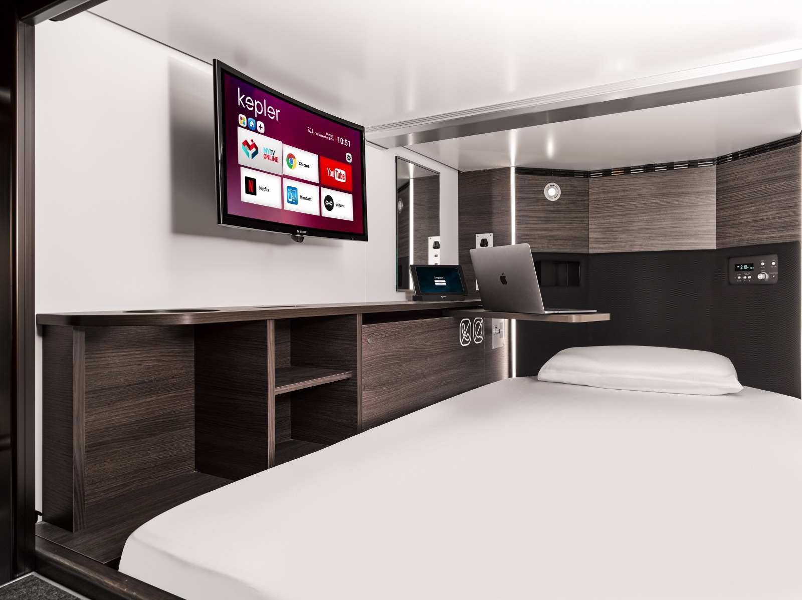 Kepler Club Sleeping Room